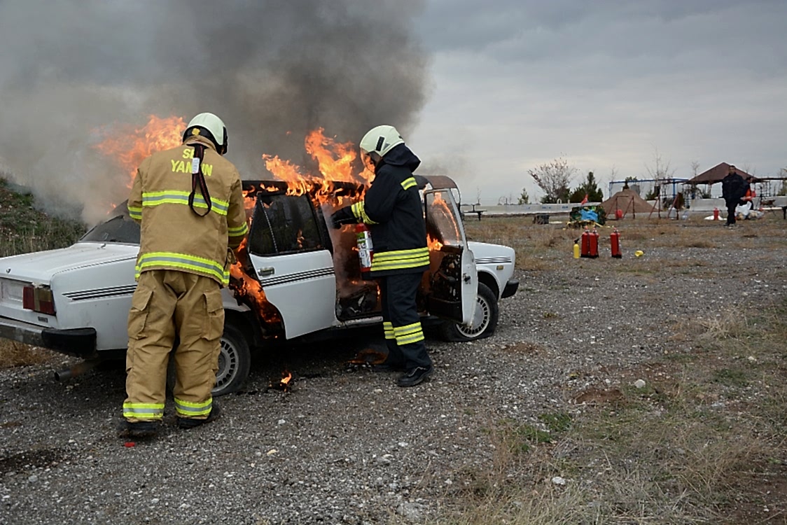Set Yangın Firmasının Ürün Tanıtım ve Tatbikat video çalışmalarını ekibimiz yönetiyor.